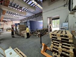 Quartz Industrial Building (D13), Factory #635403511